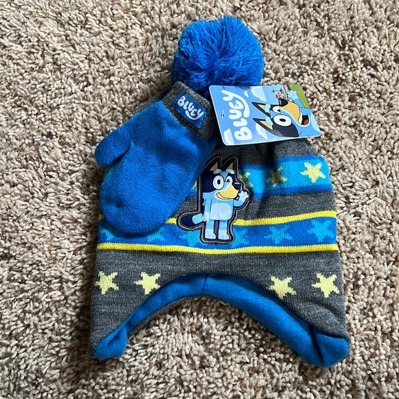 BNWT Licensed Bluey beanie w/matching gloves for boy/girl! - Picture 1 of 3